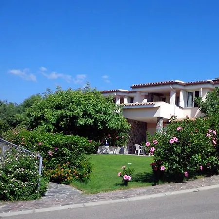 La Chimera Apart-hotel *