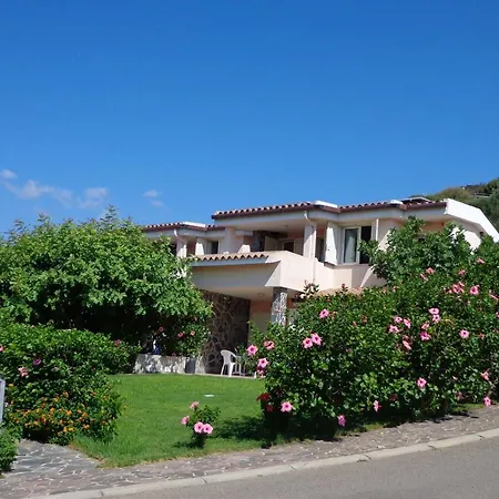 Ξενοδοχείο με διαμερίσματα La Chimera *