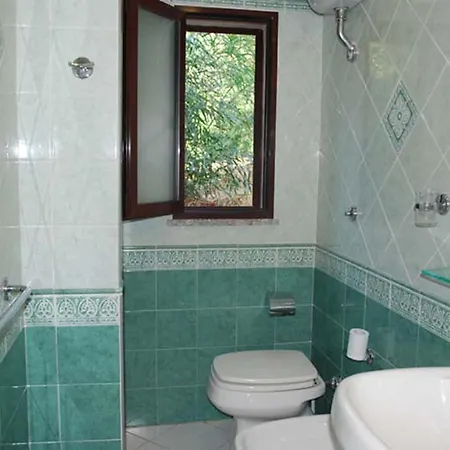 La Chimera Hotel apartamentowy *